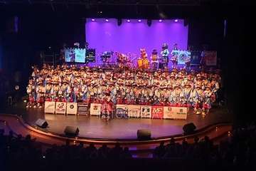 Presentación de Los Nietos de SaryMánchez en Vecindario (Fotos 1-48.Reportaje de Francisco J. Santana) el pasado domingo y esta noche en Telde (Foto 49-122. Reportaje de Antonio Alí).